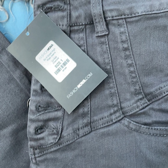 NWT jeans fashion nova size 1 - Picture 4 of 4